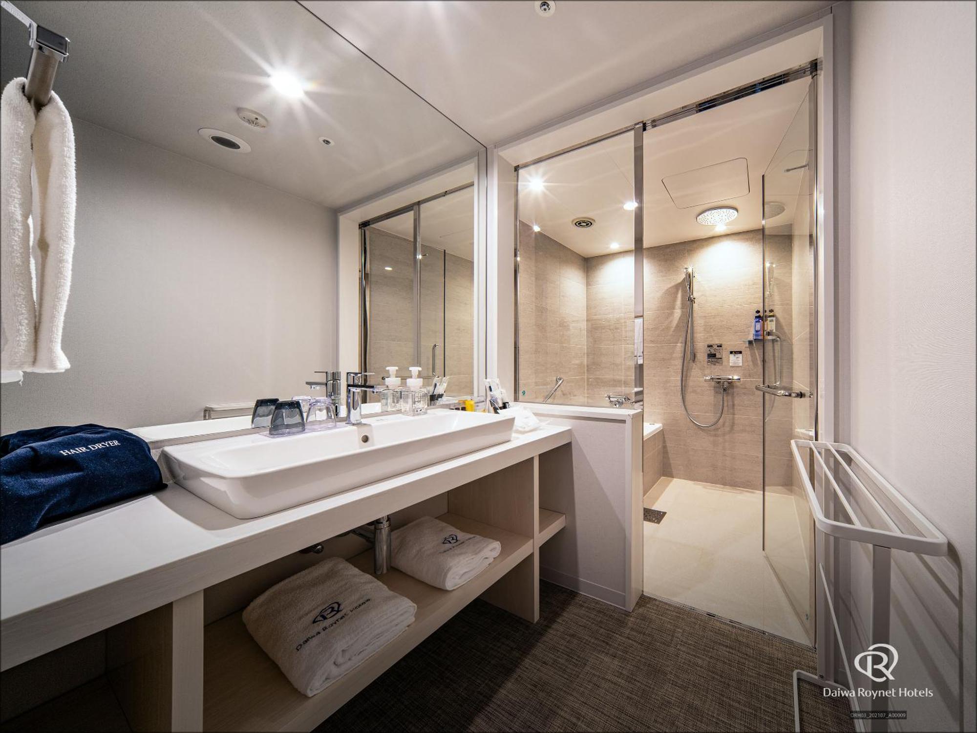Daiwa Roynet Hotel Kanazawa Eki Nishiguchi Værelse billede